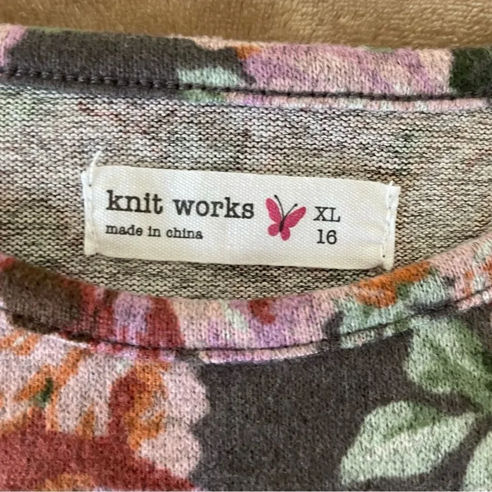 Knitworks Girls Matching Floral Top with Butterfly Accent and Lounge Pants XL